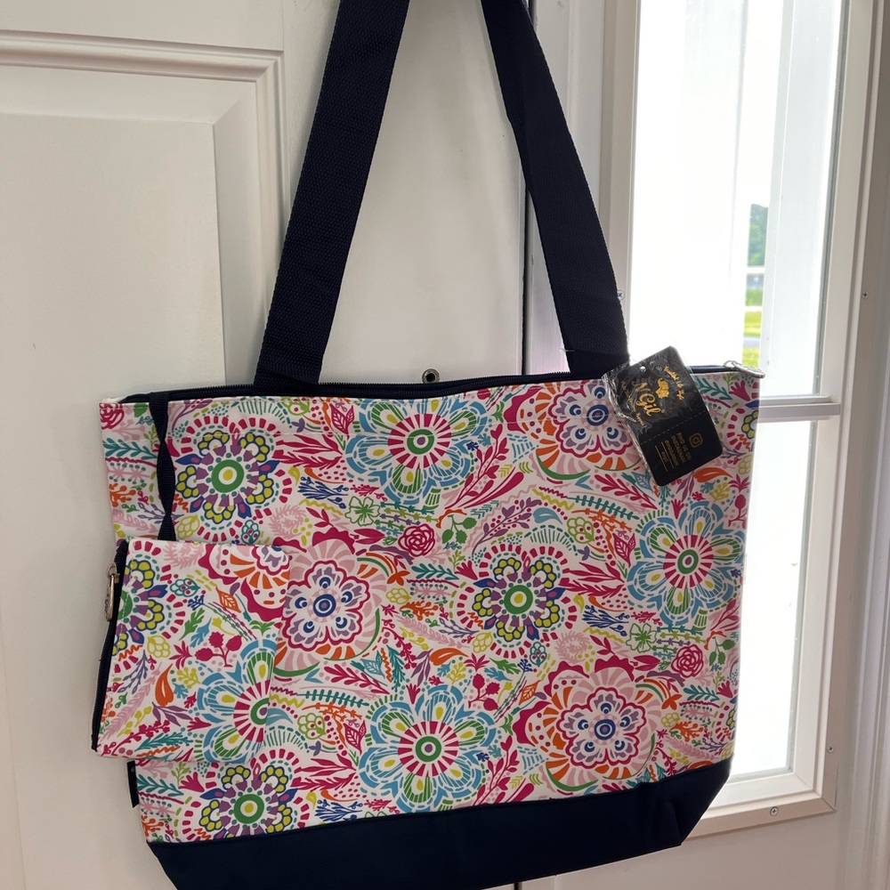 Ngil Floral shoulder tote w/ change purse NWT